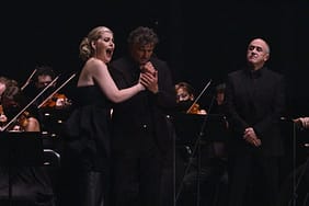 yildizlarin-altinda-soylenen-toscanin-konser-versiyonunda-kaufmann-ve-radvanovsky-heyecani-DcgF2RY1.jpg