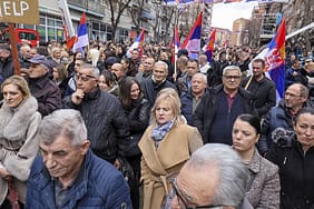 misirli-sirp-kosovada-para-yasagini-protesto-etti-rk47bUIl.jpg