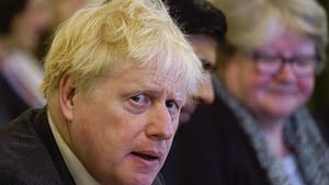 ingiltere-basbakan-boris-johnson-darbe-aldi-Ehw7Pg6T.jpg