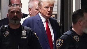 baskandan-saniga-donald-trumpin-durusmalariyla-ilgili-sorular-WIZDYFad.jpg