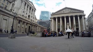 sehir-kipirdaniyor-brexitten-sonra-7000-is-londra-square-milei-terk-ediyor-matGTCqv.jpg