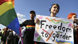 trans-askerin-saldirisi-lgbt-ukraynalilarin-karsilastigi-zorluklari-vurguluyor-vGB1OvzT.jpg