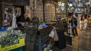 israilde-bazi-sakinler-savas-hakkinda-konusmaktan-korkuyor-8CgVPvfe.jpg