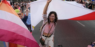 polonyanin-tartismasi-lgbtsiz-bolgeleri-nihayet-tarihe-gomulebilir-mi-BVE69wDO.jpg