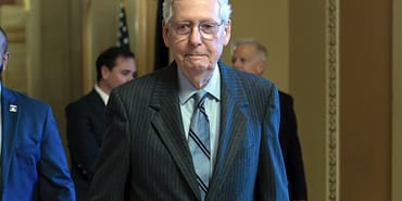 en-uzun-sureli-gorevde-olan-cumhuriyetci-lider-mitch-mcconnell-istifa-edecek-PH54YpyA.jpg