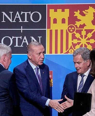 finlandiya-ve-isvec-turkiyenin-muhalefeti-birakmasinin-ardindan-natoya-katilmaya-davet-etmeye-baslamamaya-gEz3HHq3.jpg