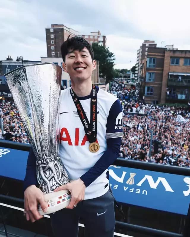 Transferde büyük bomba! Fenerbahçe ile anılan Heung-min Son, kararını resmen verdi